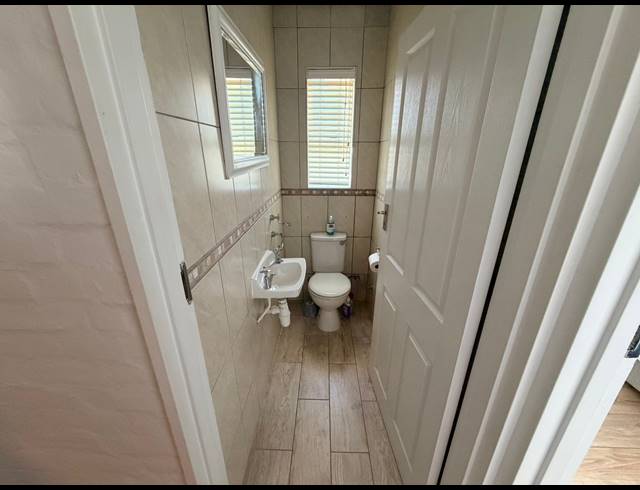3 BEDROOM APARTMENT TO LET IN HUMEWOOD